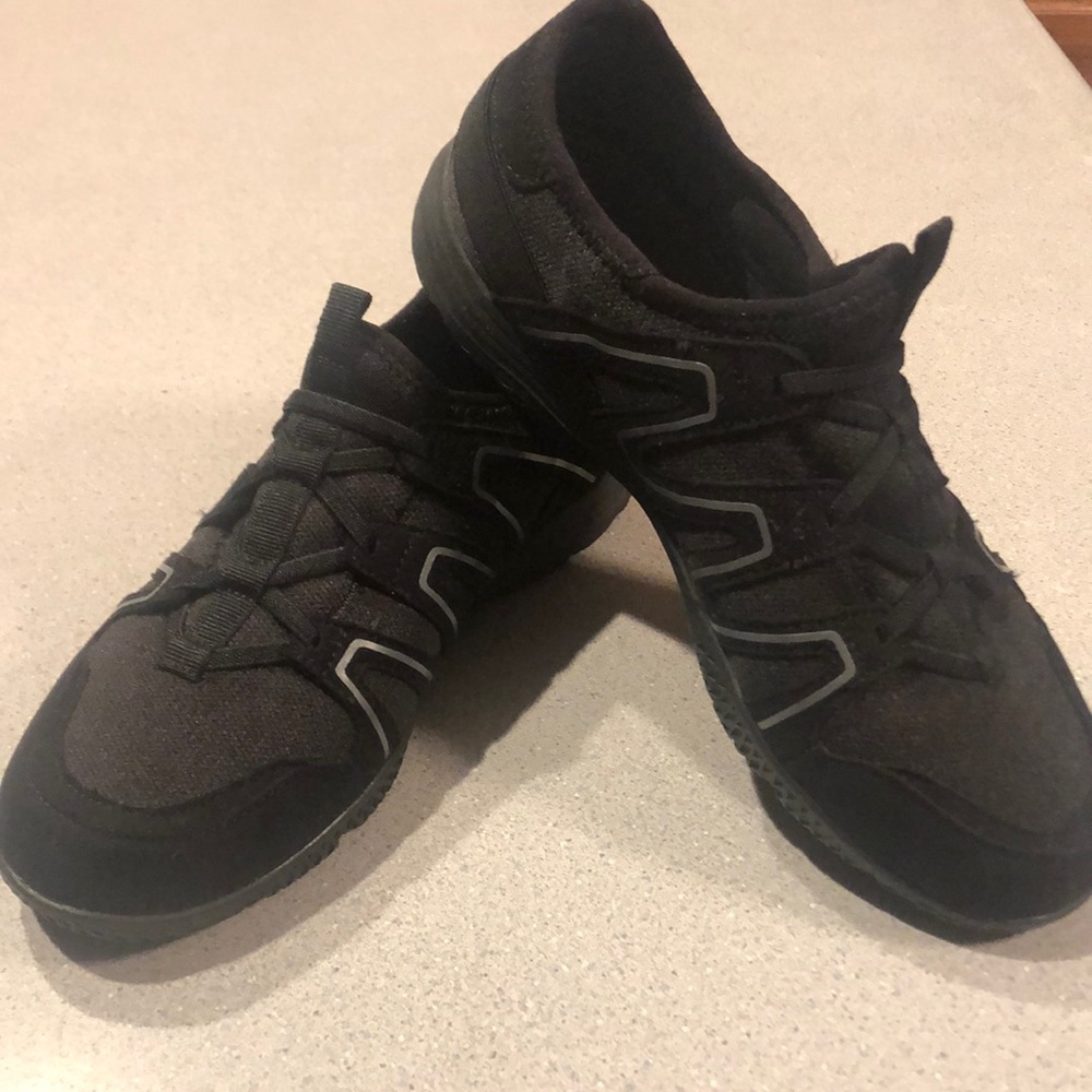 Easy Spirit 6W Black Slip On Se Burney 2 Comfort Shoes. 

NWOT